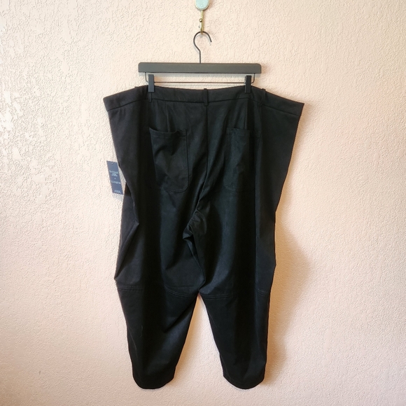 Eloquii × Barkwood Black Faux Suede Cropped Trousers - Picture 5 of 12